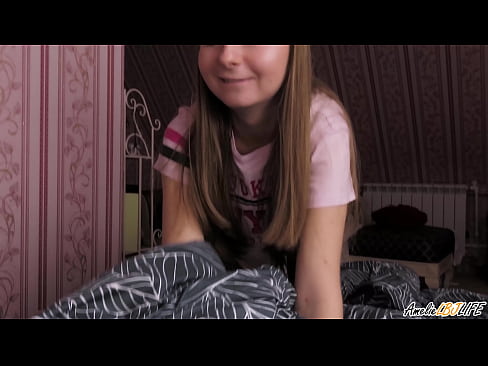 ❤️ બ્લોન્ડી તેના BFF ને ઊંડાણપૂર્વક ચૂસે છે અને તેના મોંમાં કમ મેળવે છે ❤❌  પોર્ન પર gu.moresexmovies.ru